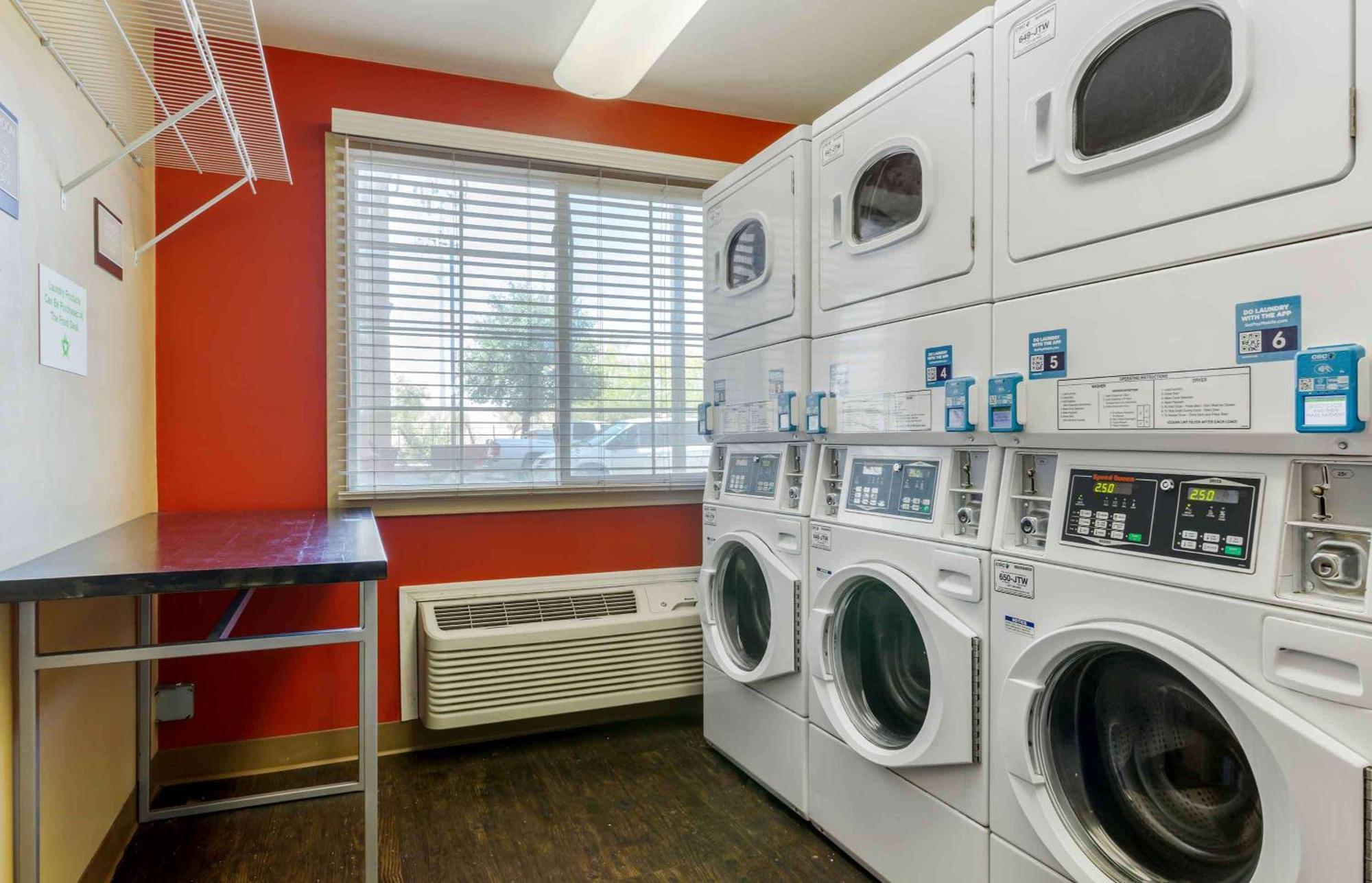 Extended Stay America Suites - Phoenix - Airport - Tempe Eksteriør billede